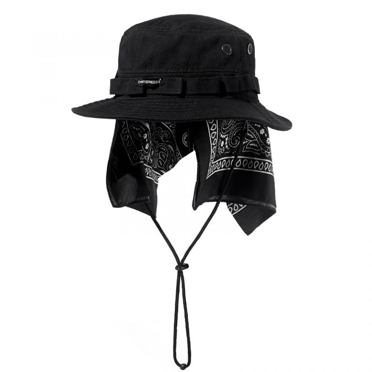 Bucket đen có khăn